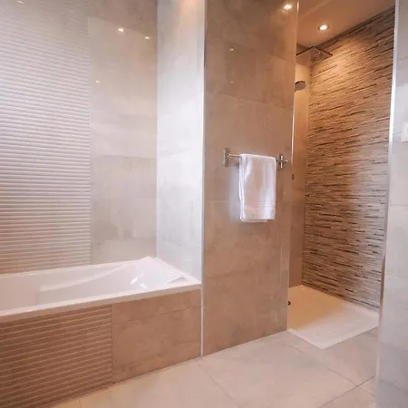 Apartment Le Matignon - Design Facing